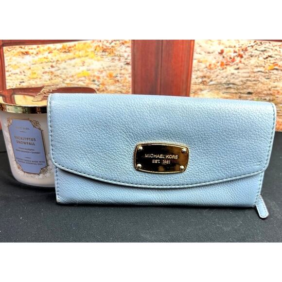 Michael Kors Leather Powder Blue Zip-Around Wallet/Clutch - Picture 1 of 11
